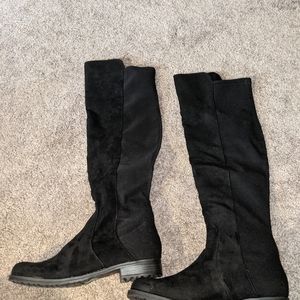 Boots - size 8